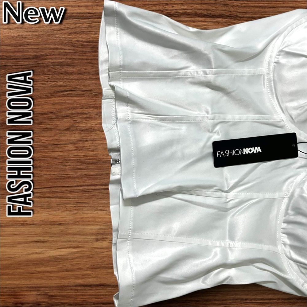 New Fashion nova Please Her Satin Corset Top Shirt - White - Medium - Picture 5 of 10